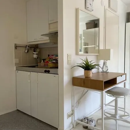 Luminous Studio 15min To Center With Wifi & Netflix *